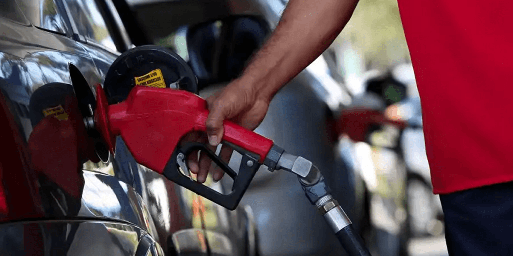 Vitória: Motoristas que não querem saber de gasolina acabam de receber ótima notícia e já pode comemorar