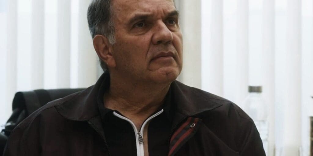 Final de Travessia: Guerra deixa de ser mão de vaca e dá presente chocante para Dina
