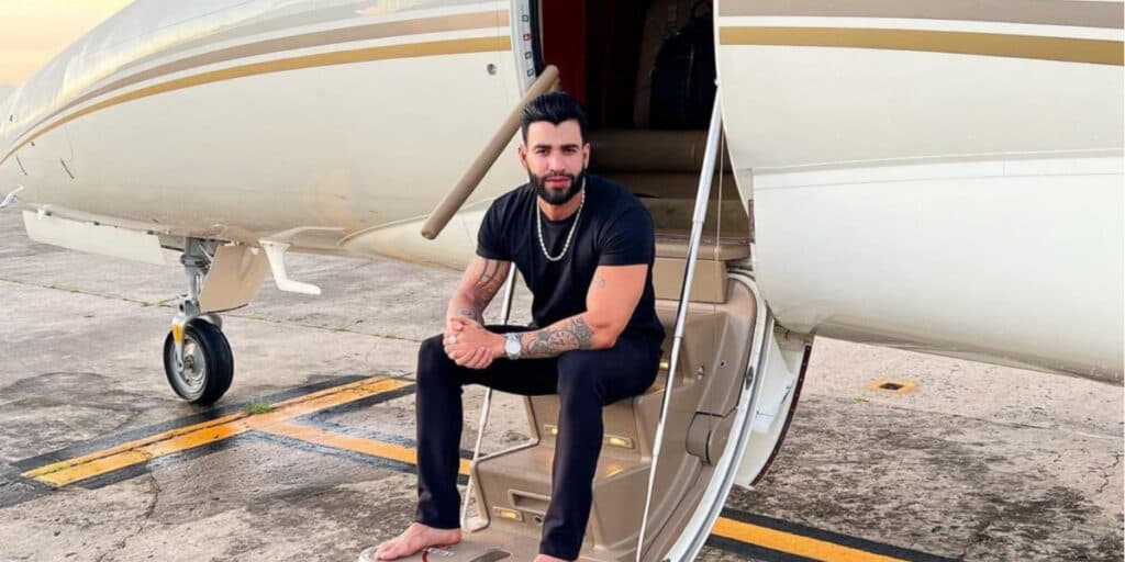 Avião de Gusttavo Lima passa por difícil turbulência, não consegue pousar e show é cancelado