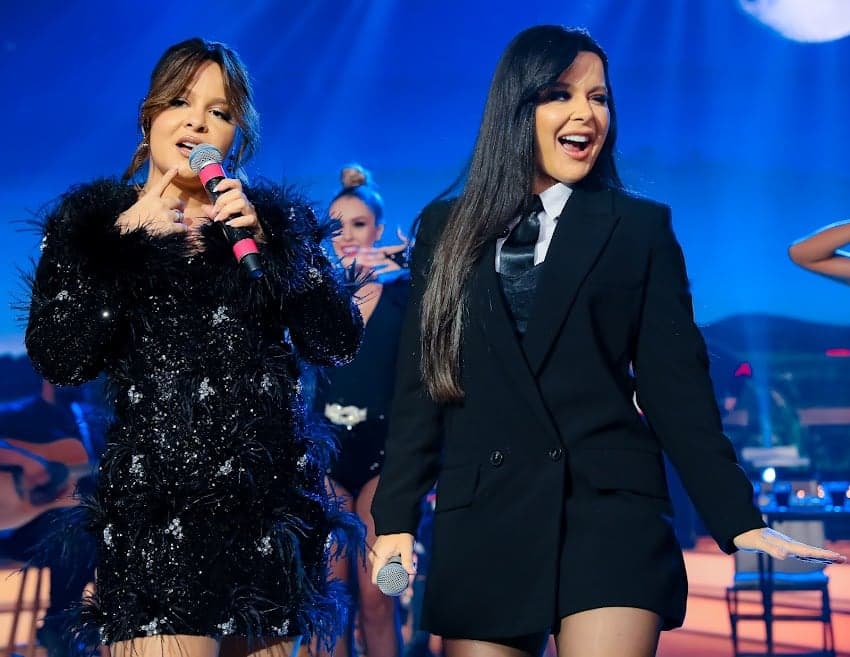 Maiara e Maraisa. (Foto: Lourival Ribeiro / SBT)
