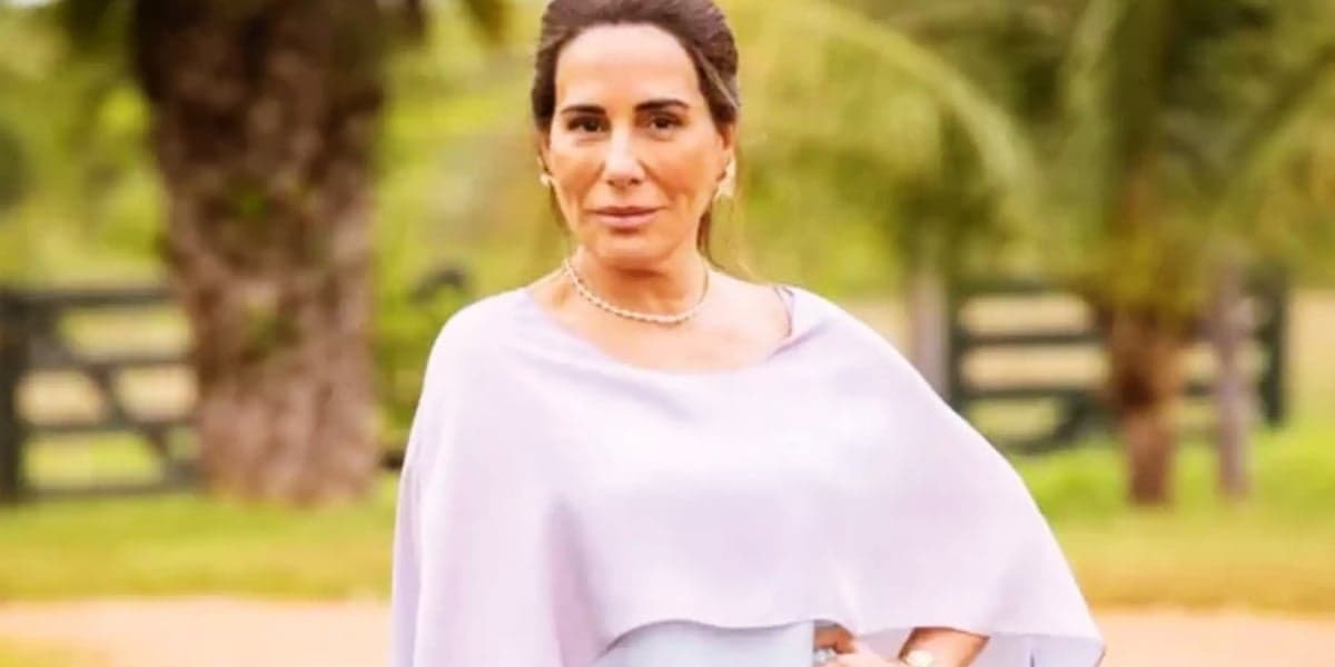 http://tvfoco.uai.com.br/wp-content/uploads/2015/05/Daniela-Mercury.jpg