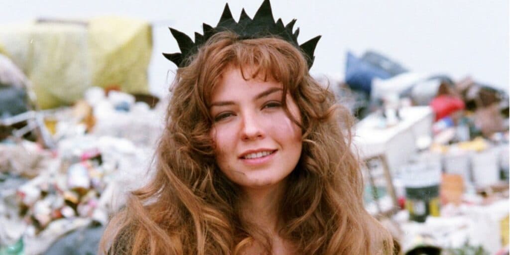 Thalia como a personagem principal de Maria do Bairro (Foto: Divulgação/Televisa)