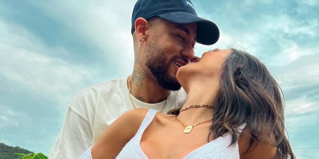 Escândalo! Neymar é acusado de trair a noiva grávida e vídeo escancara encontro com famosa