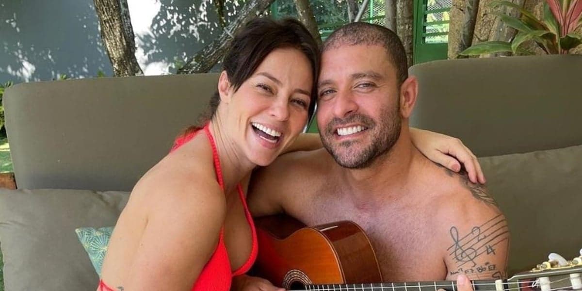 http://tvfoco.uai.com.br/wp-content/uploads/2015/05/Daniela-Mercury.jpg