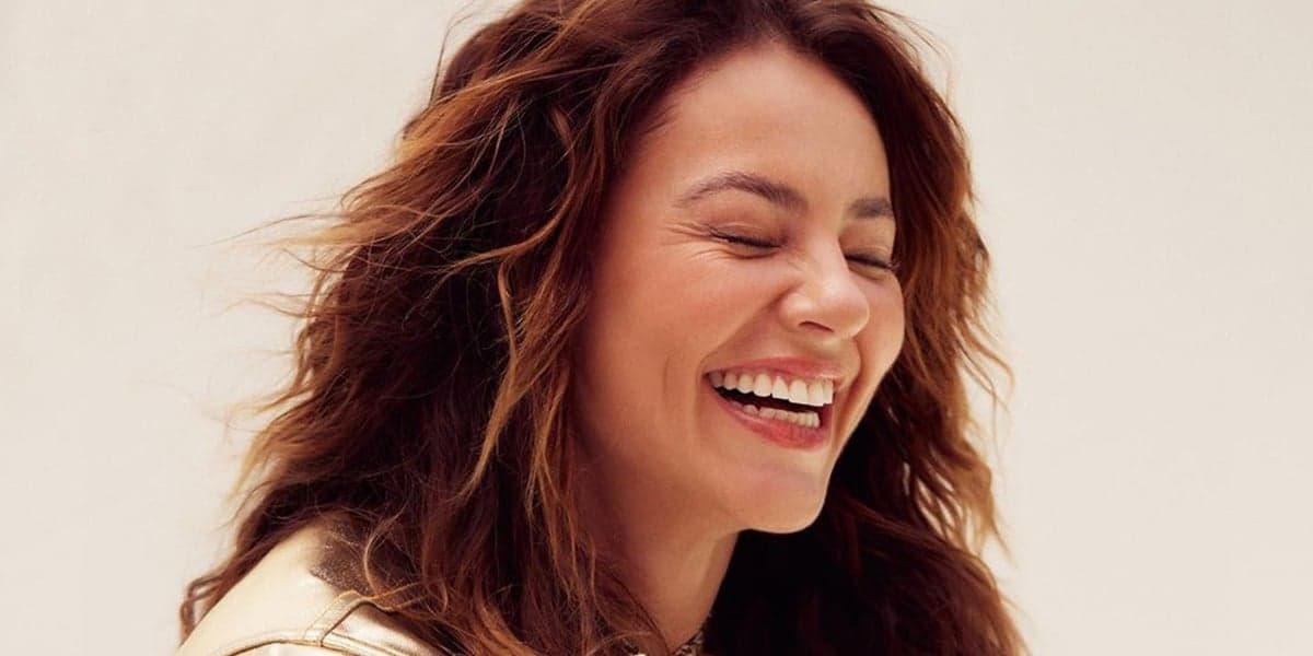http://tvfoco.uai.com.br/wp-content/uploads/2015/05/Daniela-Mercury.jpg