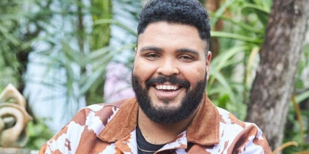 Paulo Vieira, da Globo, fala sobre casamento em segredo e responde sobre ser gay: “Muito difícil explicar”