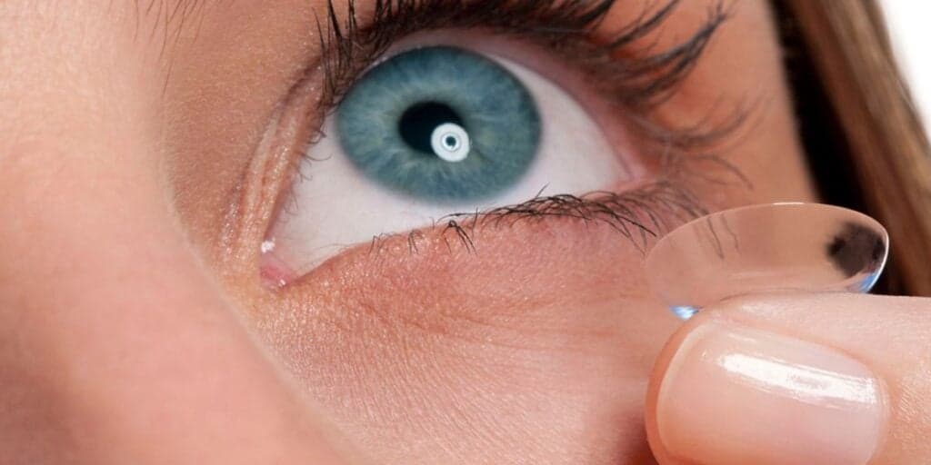 Estas SIMPLES atitudes com suas lentes de contato podem te salvar da CEGUEIRA e você tem que saber