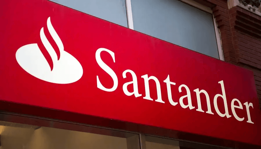 Santander faz comunicado para todos os clientes e mudança significativa atinge cartões de crédito