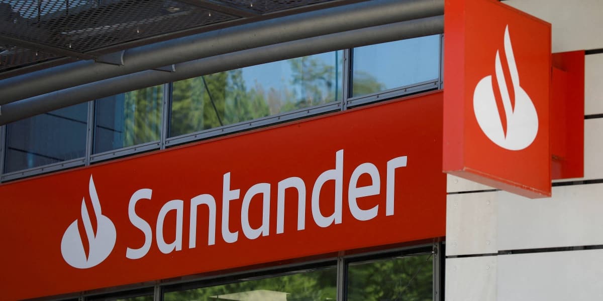 Santander passa por problema com duas empresas (Foto: Reprodução/Folha - Uol)