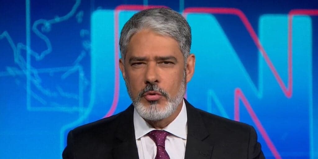 William Bonner entra ao vivo e confirma desfecho de história, após jornalista da Globo ser esfaqueado
