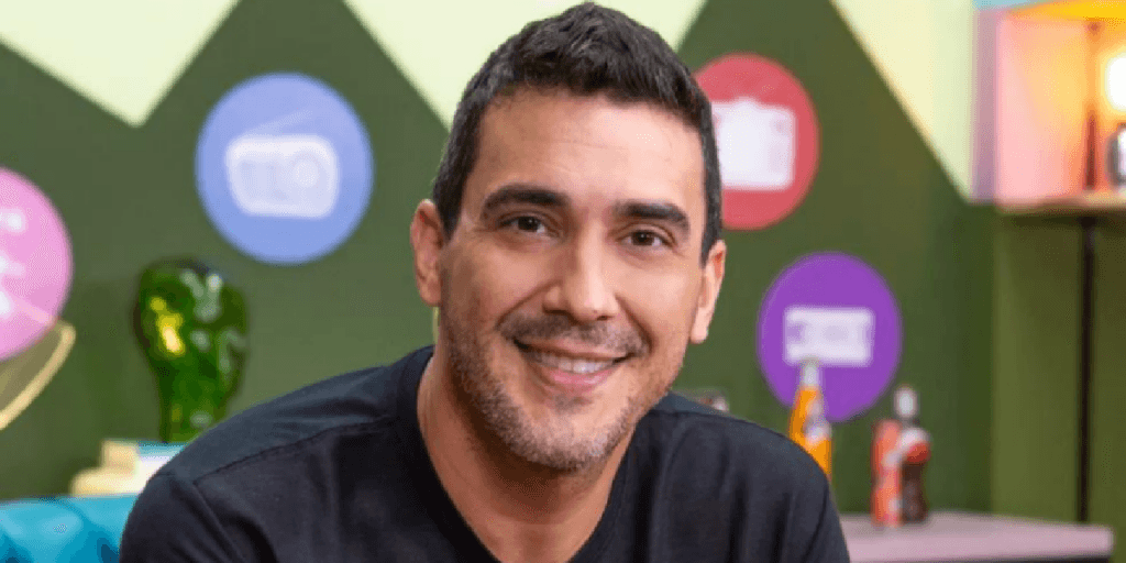 André Marques expõe encontro com estrela da Globo em casa e confessa situação: "Foram sem fim"