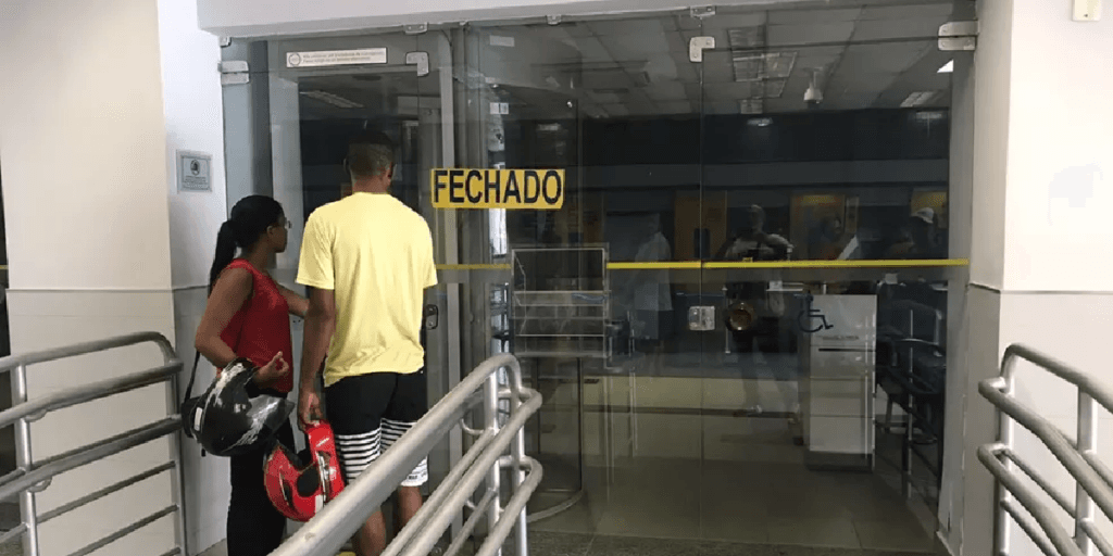 Falência decretada: O triste dia em que banco brasileiro acabou fechando as portas e deu adeus no país