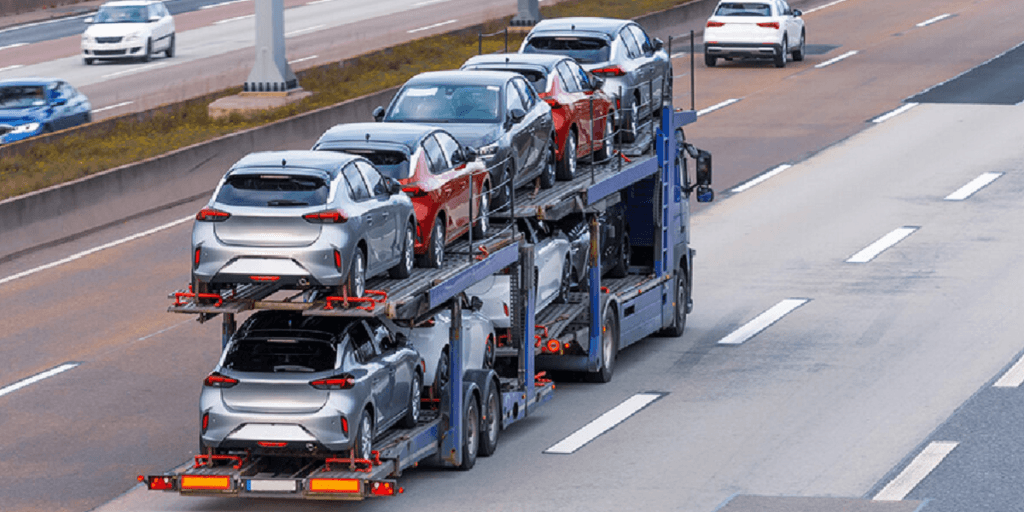 Novo Corsa, carro popular no Brasil, é anunciado e clientes podem comprar compacto de sucesso