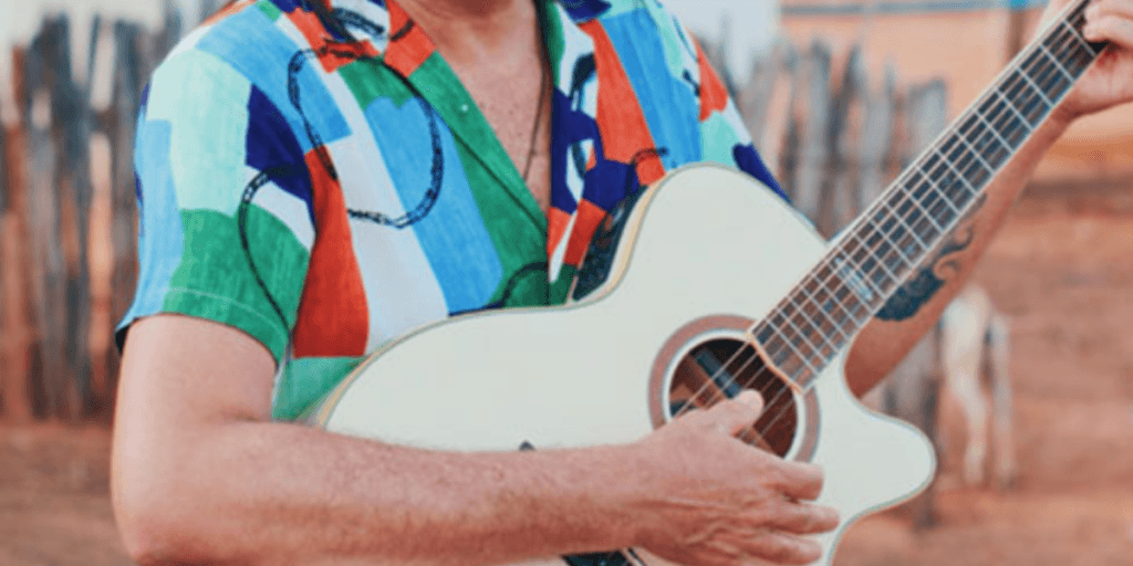 Fim de casamento de sertanejo é confirmado e mulher revela o que faz com ele em casa