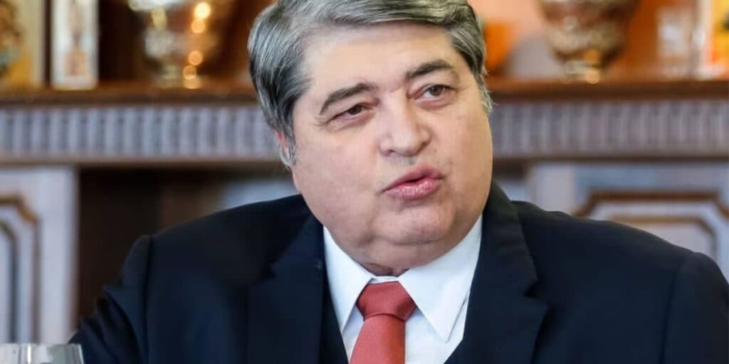 A corajosa atitude de Datena ao assinar contrato com SBT, deixar a Band na surdina e receber notícia