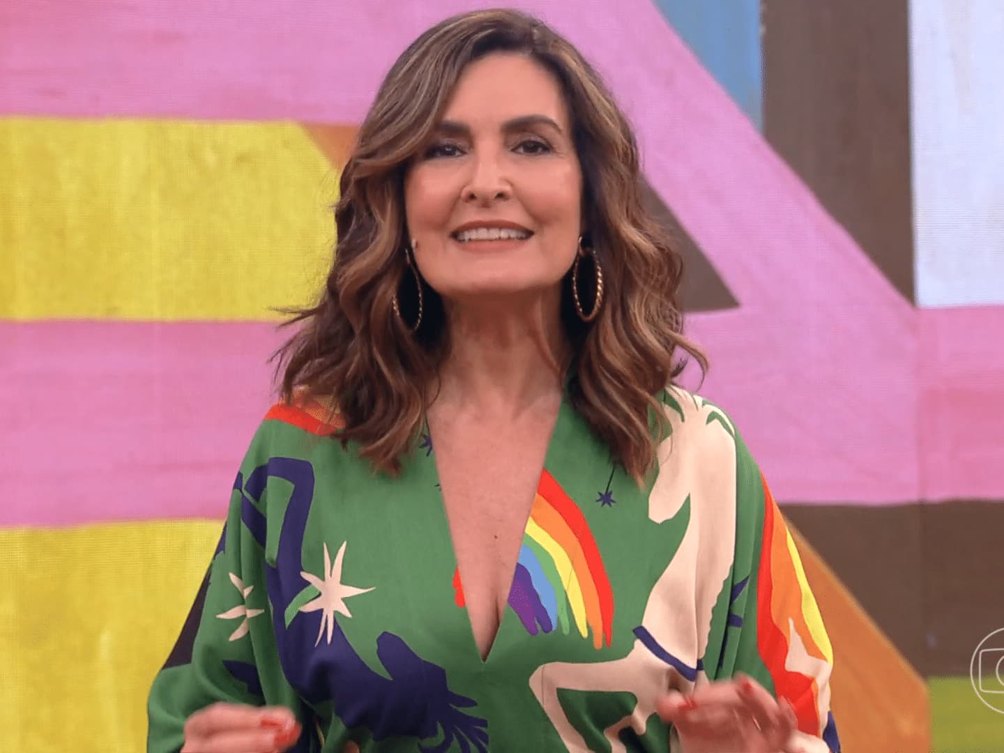 http://tvfoco.uai.com.br/wp-content/uploads/2015/05/Daniela-Mercury.jpg