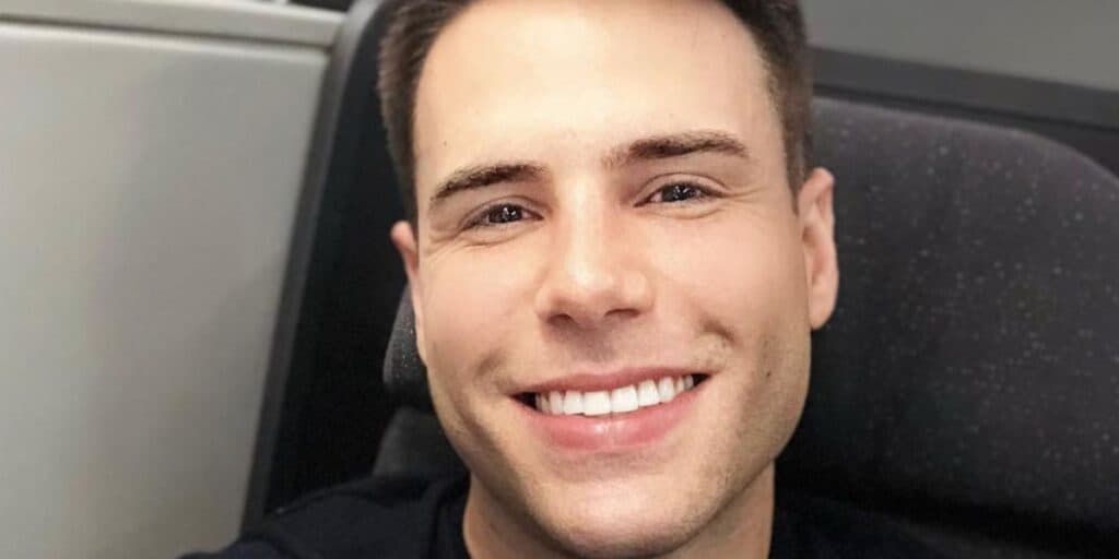 O substituto oficial de Luiz Bacci na Record é alguém que já brilha na emissora e você não fazia ideia