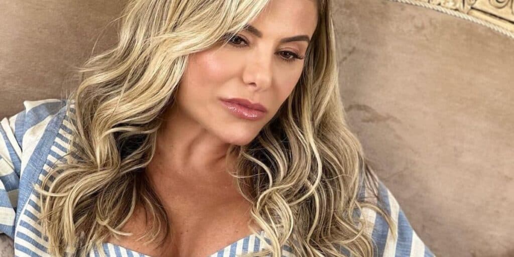 Poliana Rocha, esposa de Leonardo, tem mansão invadida e entra em estado de pânico: "Estou com medo"