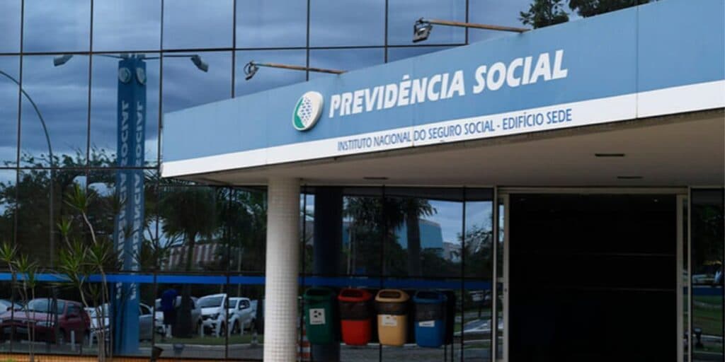 Atenção: Estes aposentados e pensionistas do INSS estão recebendo o benefício EM DOBRO e você precisa saber