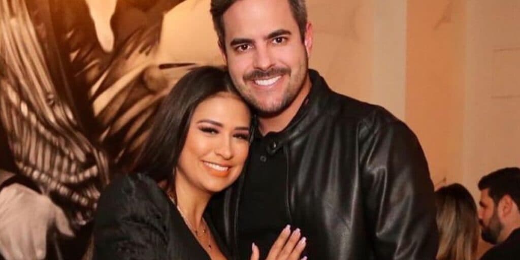 Simone Mendes escandaliza ao expor itens sexuais, brinquedo pro ânus e recado a marido: "Chupar até acabar"