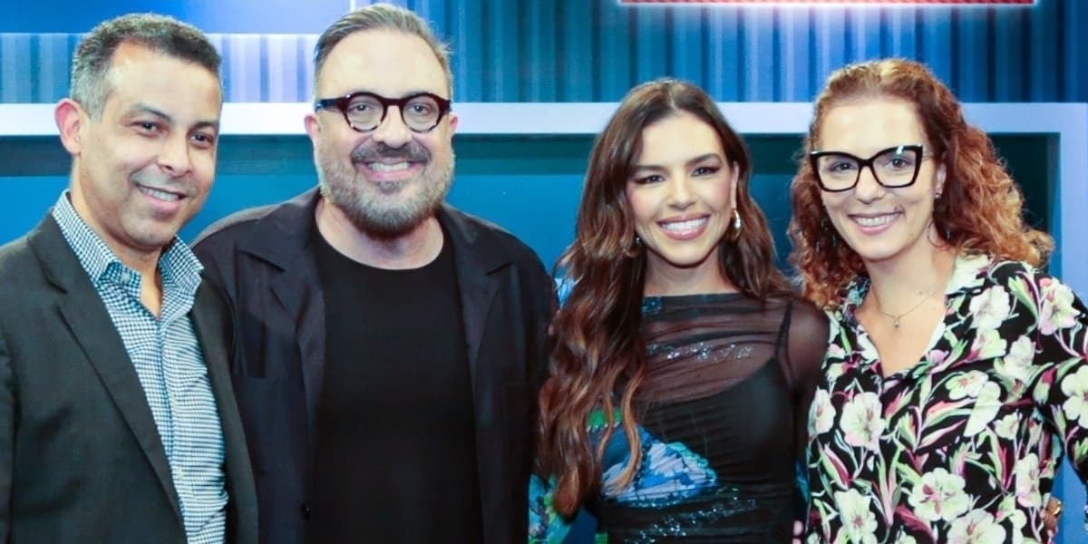 http://tvfoco.uai.com.br/wp-content/uploads/2015/05/Daniela-Mercury.jpg
