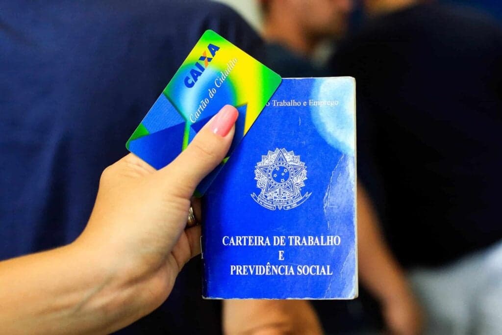 Alerta: Caixa acaba de liberar novo saque de até R$6200 e você precisa ver se tem direito à grana extra