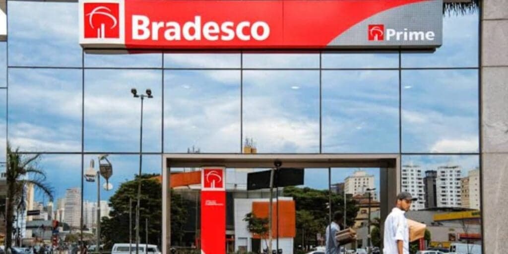 Corre: Bradesco confirma notícia EXCELENTE que cai como um presente no colo de clientes