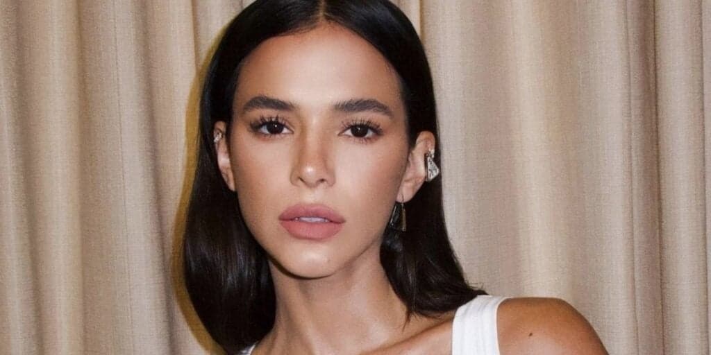 Bruna Marquezine abre os cofres e compra apartamento absurdo à beira do mar no RJ; valor impressiona