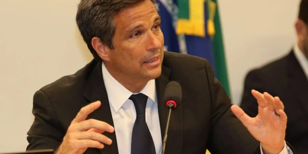 Sob pressão, presidente do Banco Central faz comunicado e notícia não é nada boa para os brasileiros