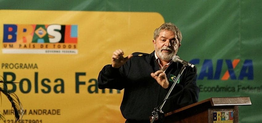 http://tvfoco.uai.com.br/wp-content/uploads/2015/05/Daniela-Mercury.jpg