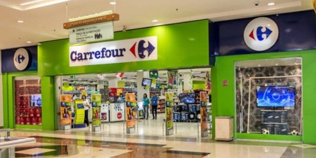 O que está acontecendo de verdade? Carrefour comunica o fechamento de mais uma loja