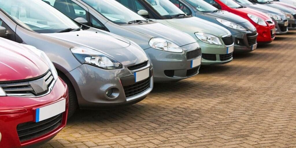 Carro na casa dos R$10 mil em 2023: De Chevrolet à Volks, 5 modelos INCRÍVEIS para comprar por PRECINHO