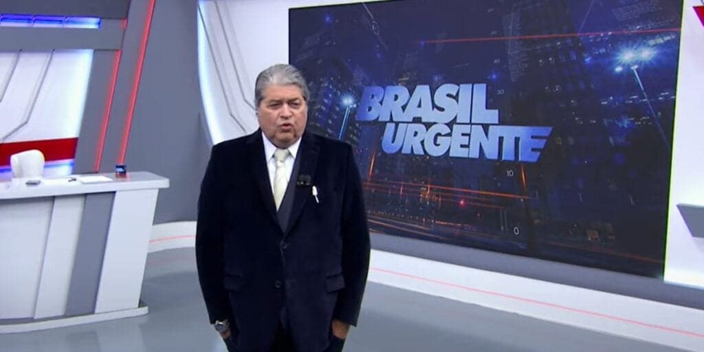 Datena abre jornal com notícia urgente de morte de cantora e lamenta triste fim: “Uma das maiores”