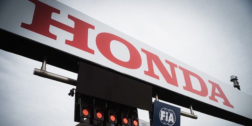 Nova moto da Honda pode ser comprada por R$ 4 mil em país e tem 10 anos de garantia