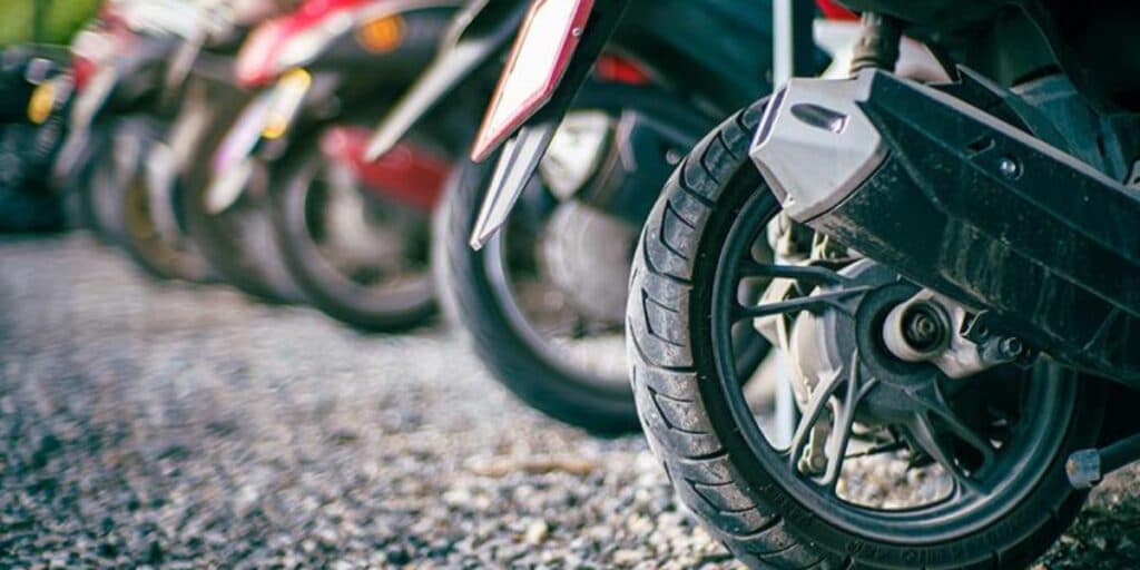 Moto popular no Brasil está sendo vendida abaixo dos R$ 10 mil e você tem que correr para comprar