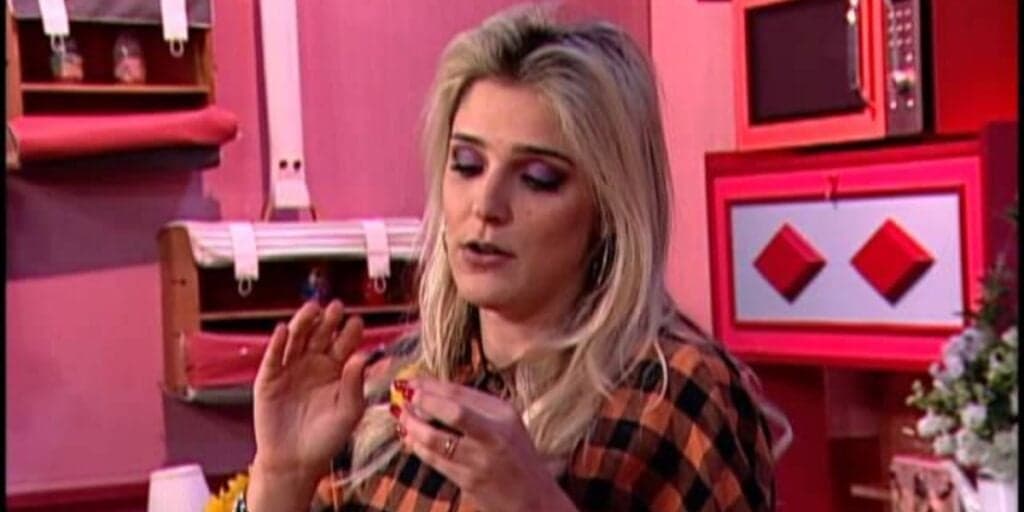 http://tvfoco.uai.com.br/wp-content/uploads/2015/05/Daniela-Mercury.jpg