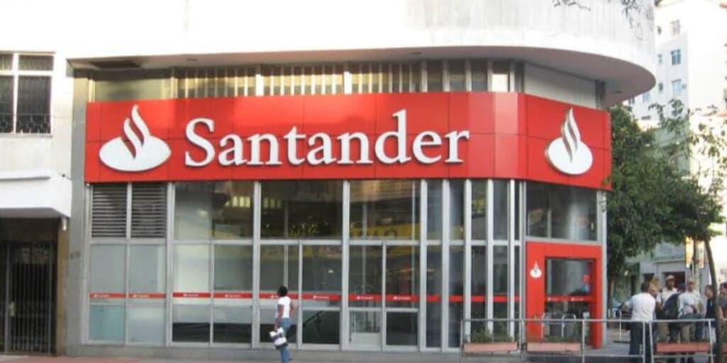ÓTIMA notícia é confirmada e vai mudar a vida de muitos clientes Santander que possuem este cartão