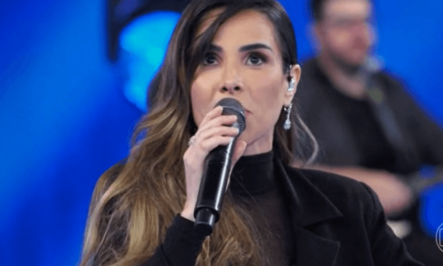 http://tvfoco.uai.com.br/wp-content/uploads/2015/05/Daniela-Mercury.jpg
