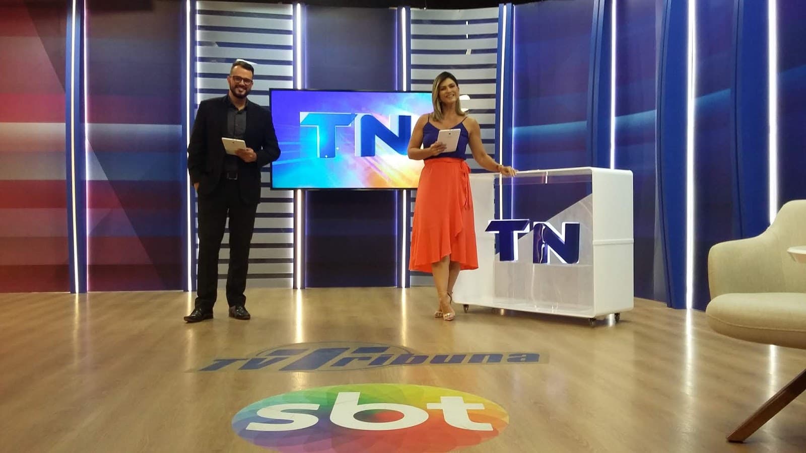 http://tvfoco.uai.com.br/wp-content/uploads/2015/05/Daniela-Mercury.jpg