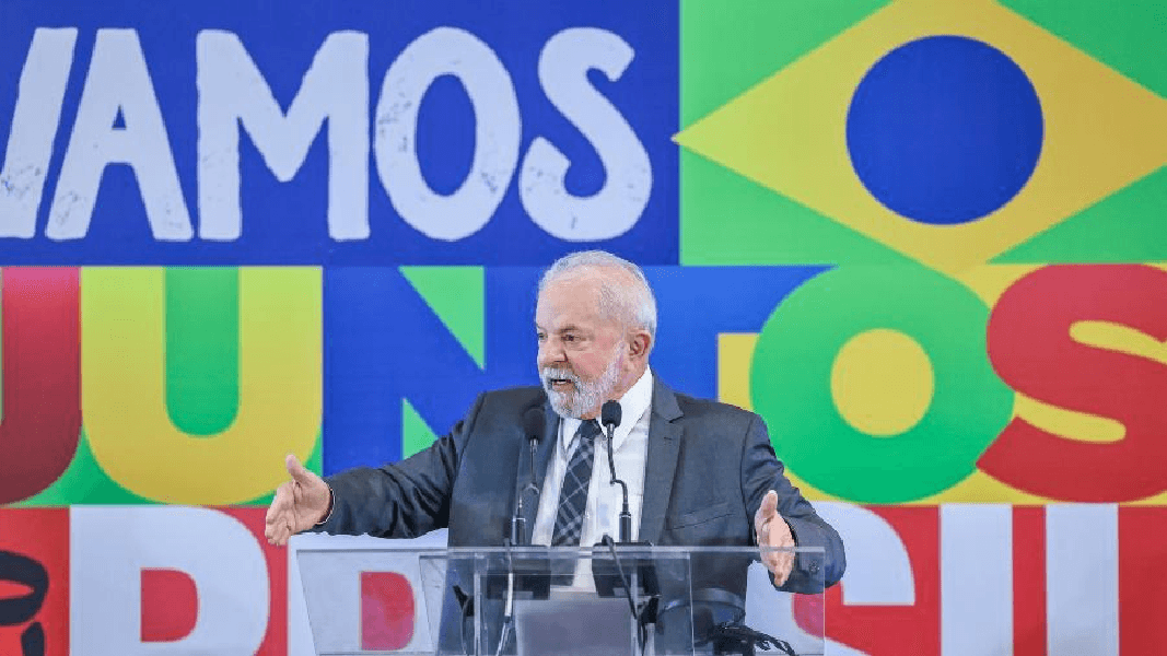 Presidente Lula fazendo anúncio (Foto: Reprodução/ Internet)
