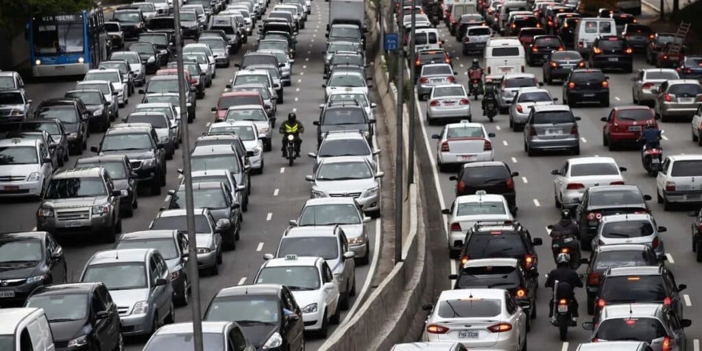 Fim da linha: Montadora bate o martelo e esse tipo de carro popular será cada vez mais raro nas ruas