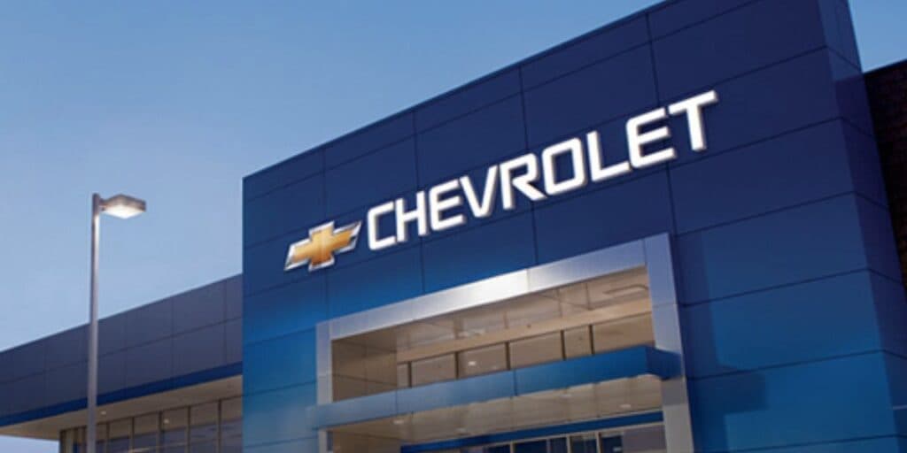 Desconto de R$30 mil: Chevrolet enlouquece, faz preços de carros amados DESPENCAREM e bota terror em rivais