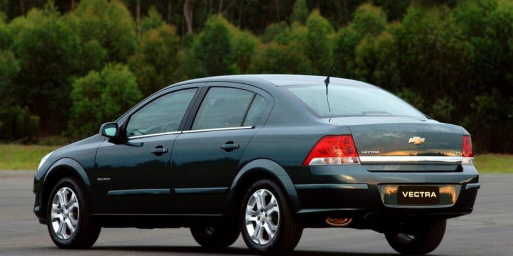 Chevrolet Vectra - Foto: Reprodução/Internet