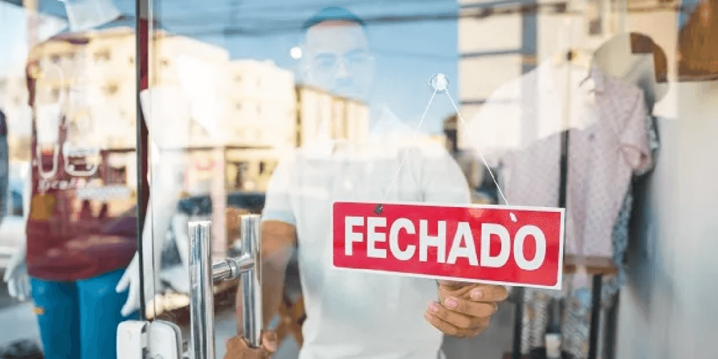 Morte, sonegação e falência decretada: O triste dia em que empresa gigante de roupas fechou as portas