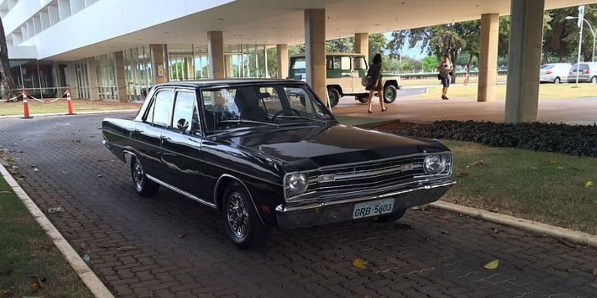 Dodge Dart Sedan 1972 (Foto: Reprodução / Chrysler do Brasil)
