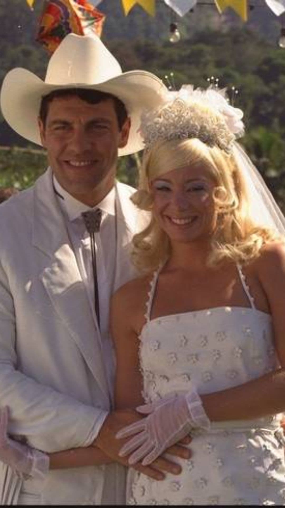 http://tvfoco.uai.com.br/wp-content/uploads/2015/05/Daniela-Mercury.jpg