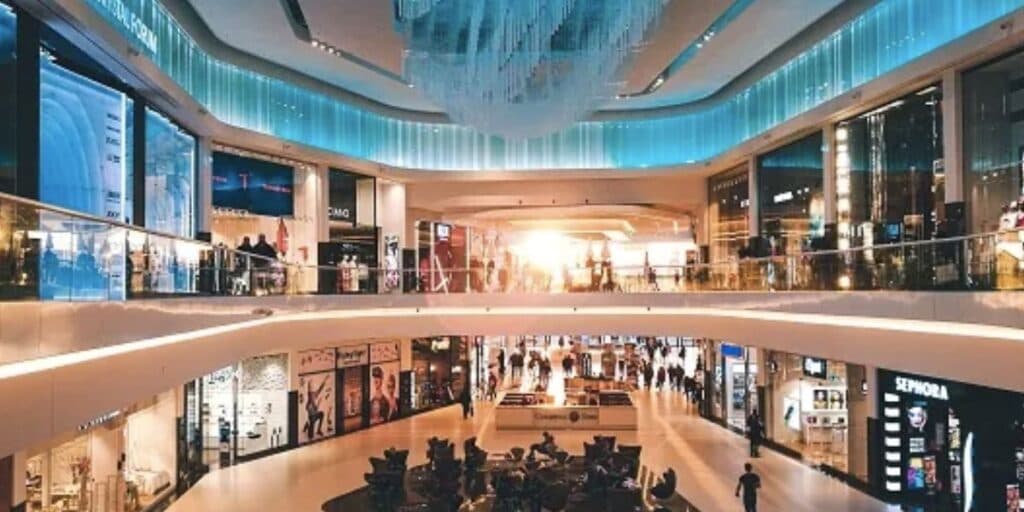 Falência? Empresa gigante que está em quase todos os shopping's está afundada em dívidas de 350 milhões