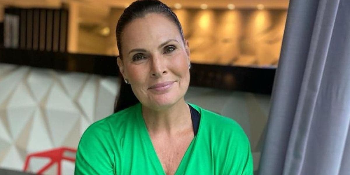 http://tvfoco.uai.com.br/wp-content/uploads/2015/05/Daniela-Mercury.jpg