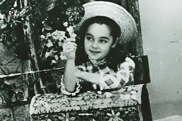 Verinha Darcy em sua infância - Foto Internet