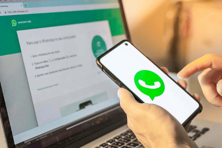 WhatsApp funciona tanto no celular quanto no computador (Foto: Reprodução/ Internet)